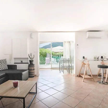 Appartement Frejus, 3 Pieces, 6 Personnes - Fr-1-643-45 Apartman *
